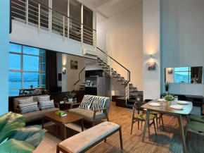 Seaview Seafront Duplex in Town with WiFi & Full Kitchen 16